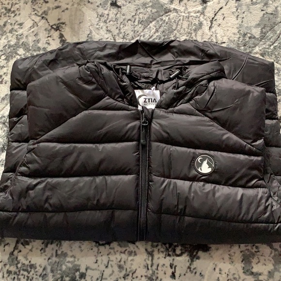 Zyia Men’s Black Altitude Vest - Picture 3 of 6